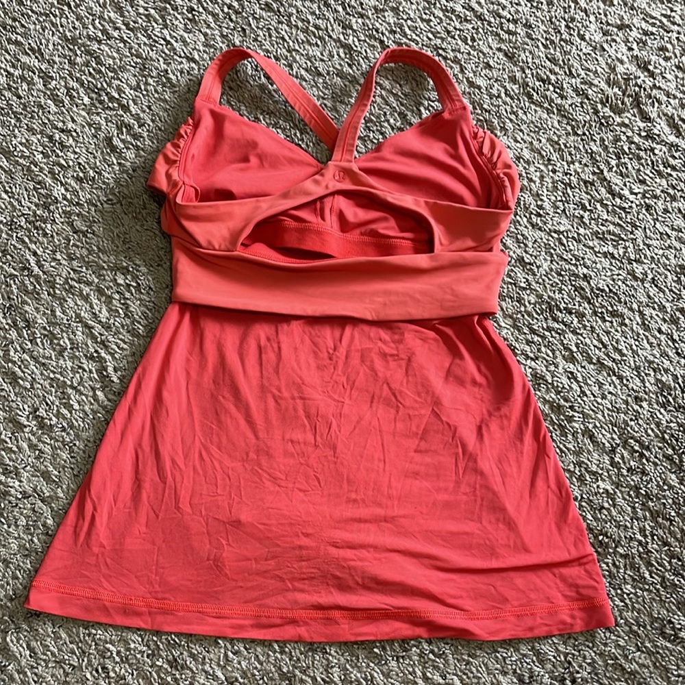 Lululemon tank - Picture 4 of 4
